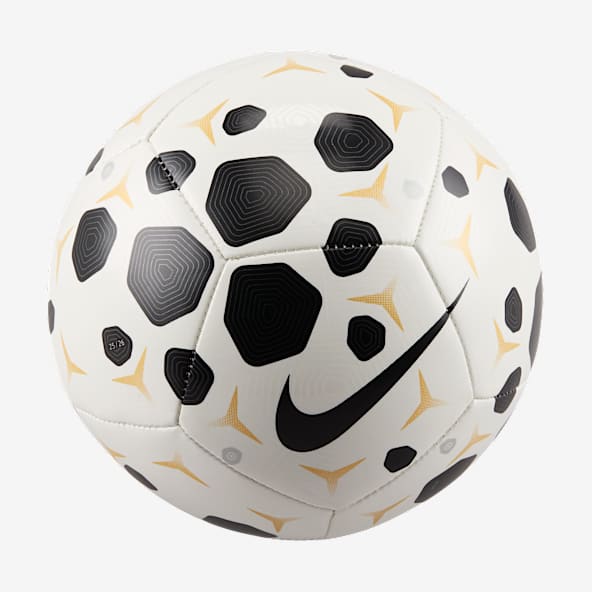 Football Balls. Nike CA